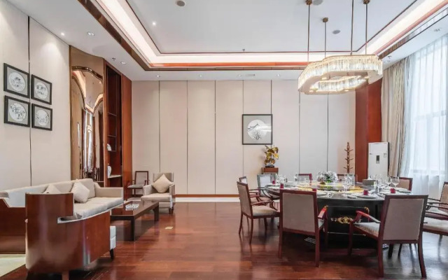 Rezen Hotel Daozhen River & Holiday