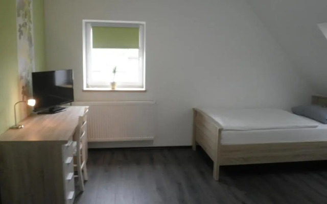 Bennett's Restaurant & Hotel