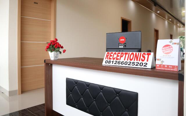 OYO 1648 Penginapan Three Joye