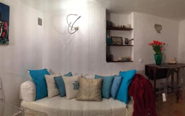 Casa AZA