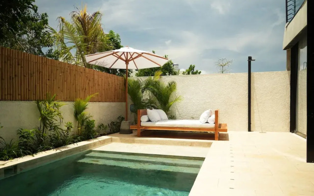 Black Rock Villas