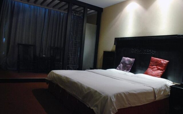 Ningbo Qingcheng Fashion Hotel