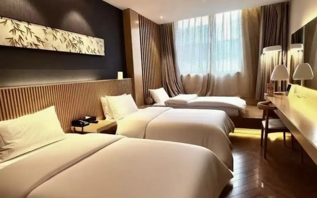 Dingshiju Crystal Hotel (Hongqiao Railway Station National Convention and Exhibition Center) – Guest Rooms – Shanghai