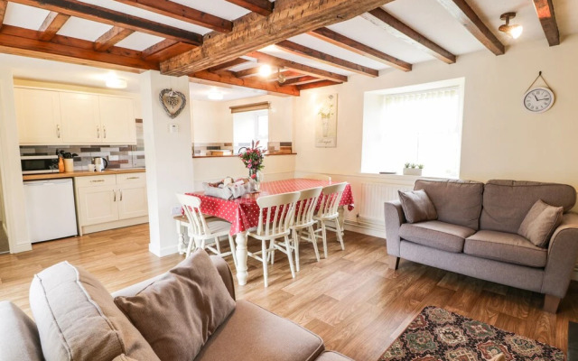 Parc Cottage