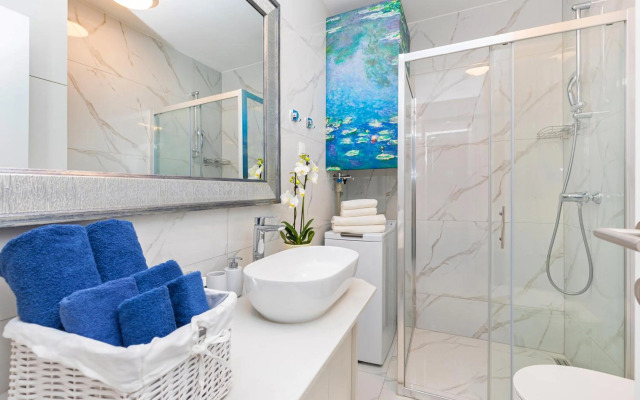 Perfect Downtown Apartment A217