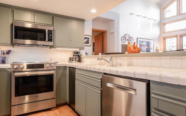 Snowcreek 892 - Phase V