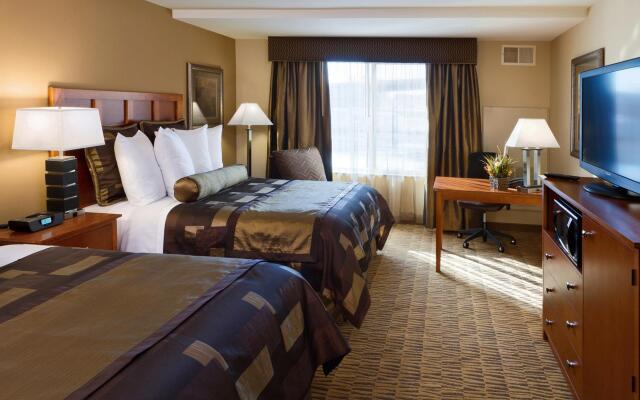 Best Western Plus Bloomington Hotel