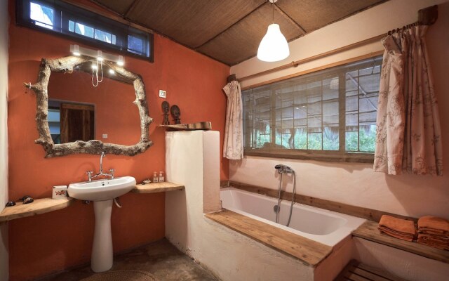 Hillside Retreat - Africa Amini Life