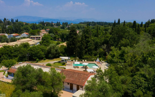 Summer Wine Friendly Resort