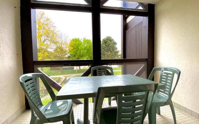 REF 042 Appartement T2 avec balcon Arzon