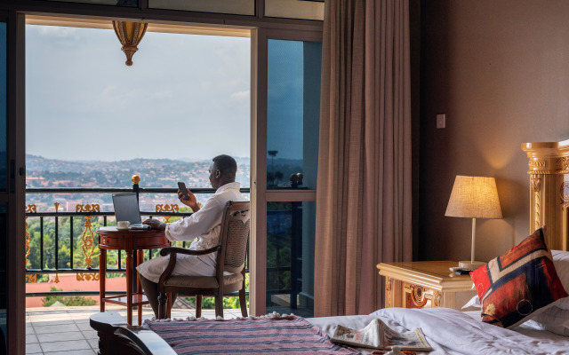 A'lure Hotel & Residences