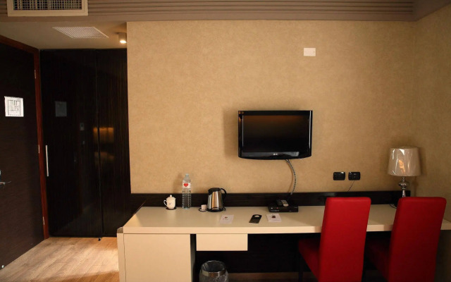 Huaxia Milano