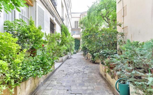 127 - Urban Beautiful 4BR in Montorgueil