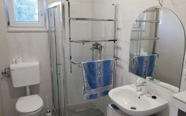 Boutique Apartment in Pirovac With Terrace