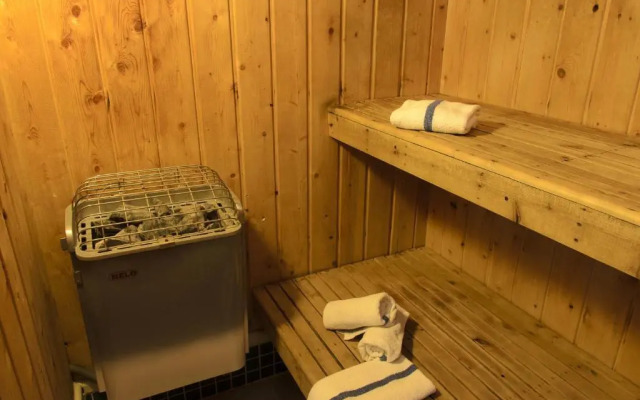 Super 8 Munising Wetmore Area