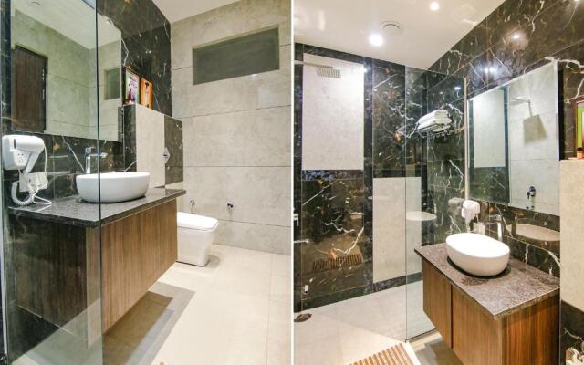 Fabhotel Prime Royal Inn Suites