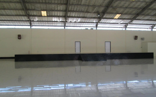 Mahkota Hotel Genteng