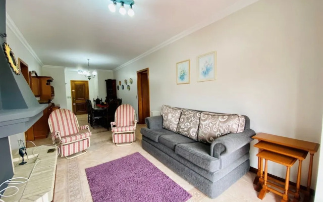 Cobertura ao Lado da Rua Torta  Gramado