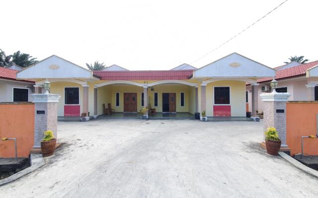 Oyo 90304 Persada Hasra Homestay