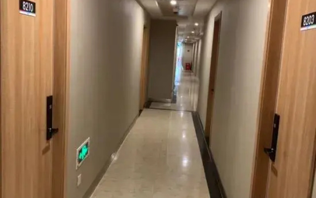 Huihe Hotel (Shanghai Wusongkou International Cruise Port Branch)
