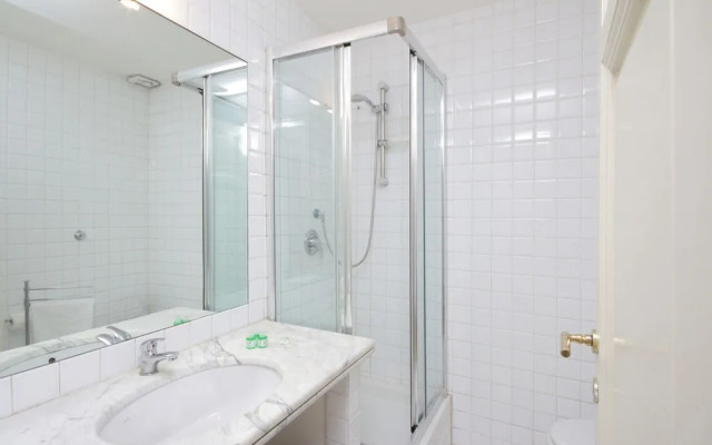 Rome Unique Colosseum Apartments