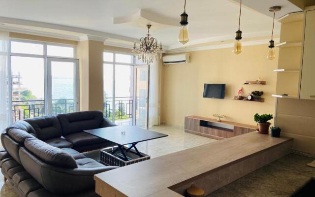 apartment 65 in the makhinjauri