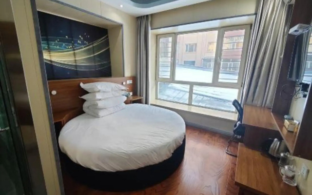 Zhongyi Hostel