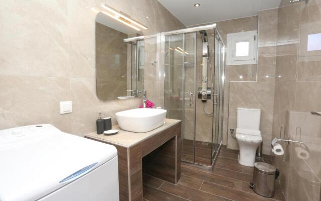 Mare Monte Luxury Apartments 2