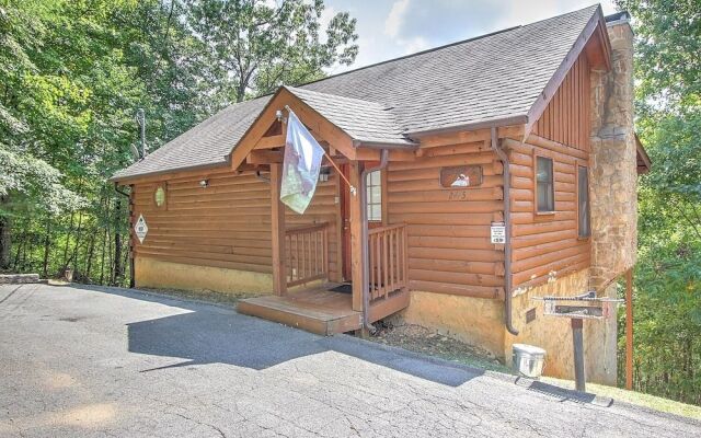 Snuggled In 1 Bedroom 1 Bathroom Cabin