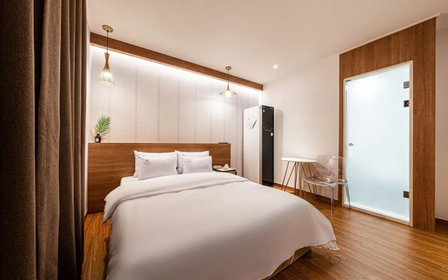 Osan Hotel Raum