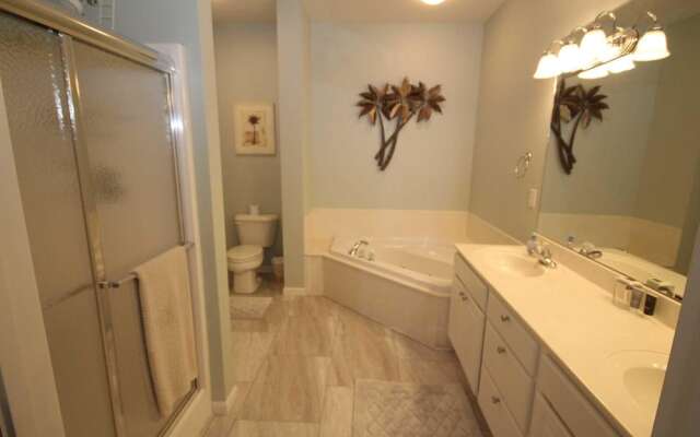 Lands End 205 - 3 Br Condo