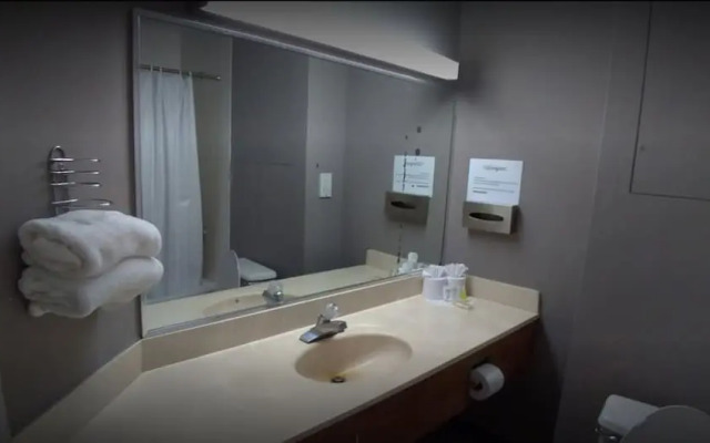 Cascadia Hotel