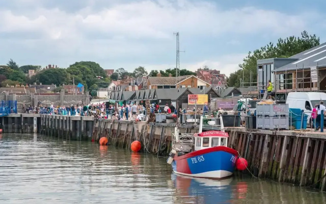 Whitstable's Beachcombers, Sleeps 10, Dog Friendly