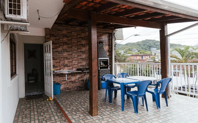 Ótimo sobrado para seu descanso e lazer!!!