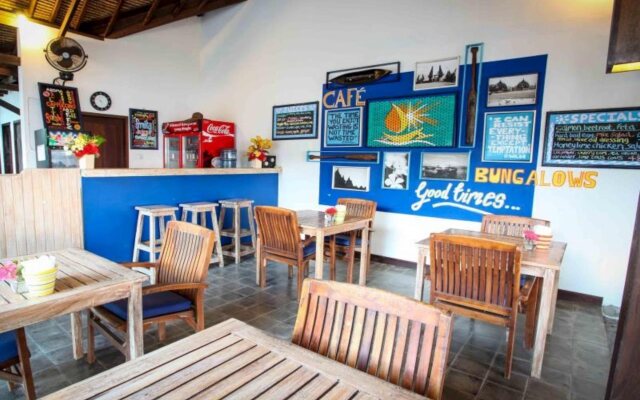 Bale Sampan Bungalows