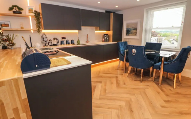 Netherdale Penthouse