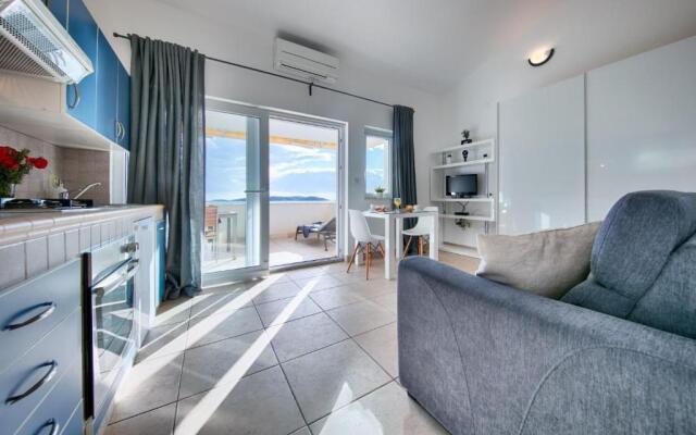 Seafront Suites Maja