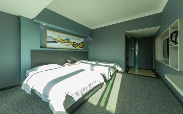 Mazhang Junfu Business Hotel