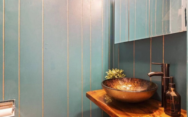 Unique 3Bedroom Poconos Chalet