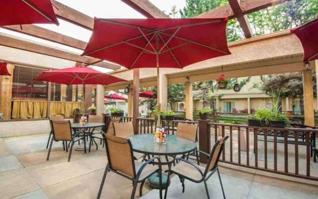 Ramada by Wyndham Denver Downtown