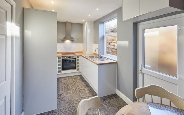 Host Stay Woods Yard