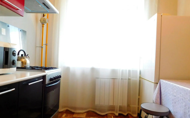 Apartments on Podstepnovskaya street 28
