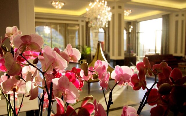 Cherry Blossom Boutique Hotel