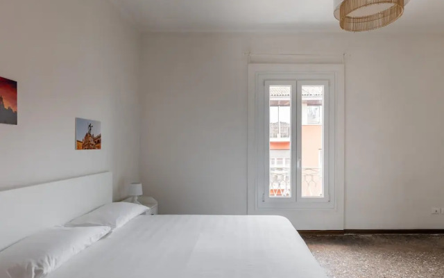 Alessandrini Apartment Alla Finestrella by Wonderful Italy