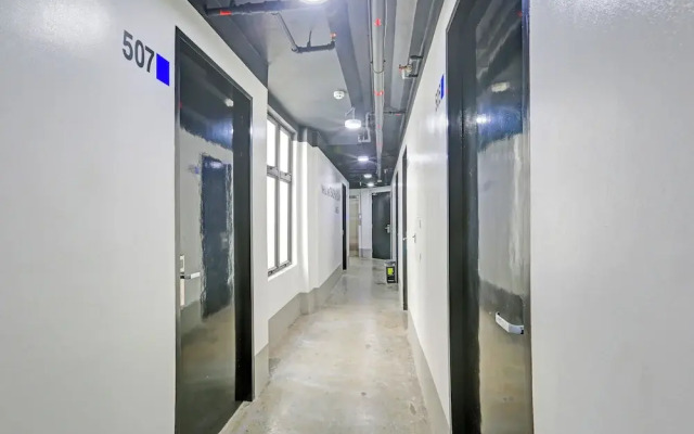 MyTown Madrid, Classy Hostel Bunkbeds Makati Metro Manila