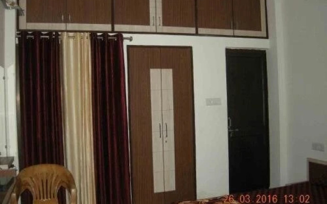 Sadhna Guest House