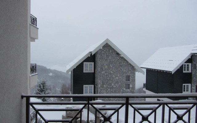 Apartman Mia Milmari F3