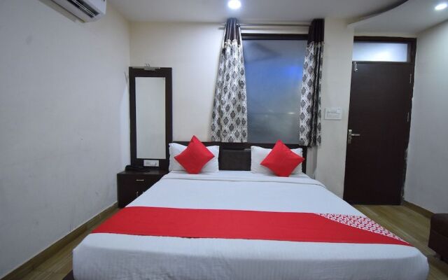 OYO 60291 Hotel Siddhi Vinayak