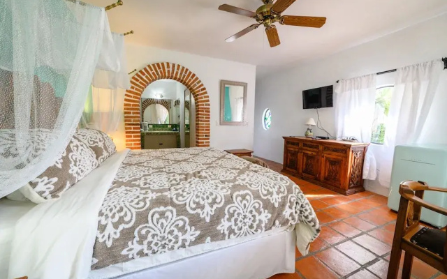 Charming Villas by Casa Holistic B&B