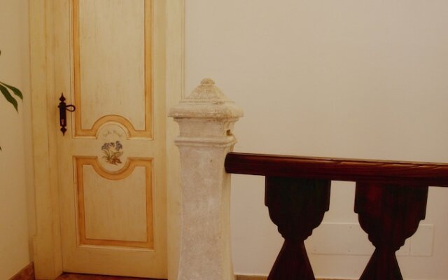 Archi Del Sole & San Rocco